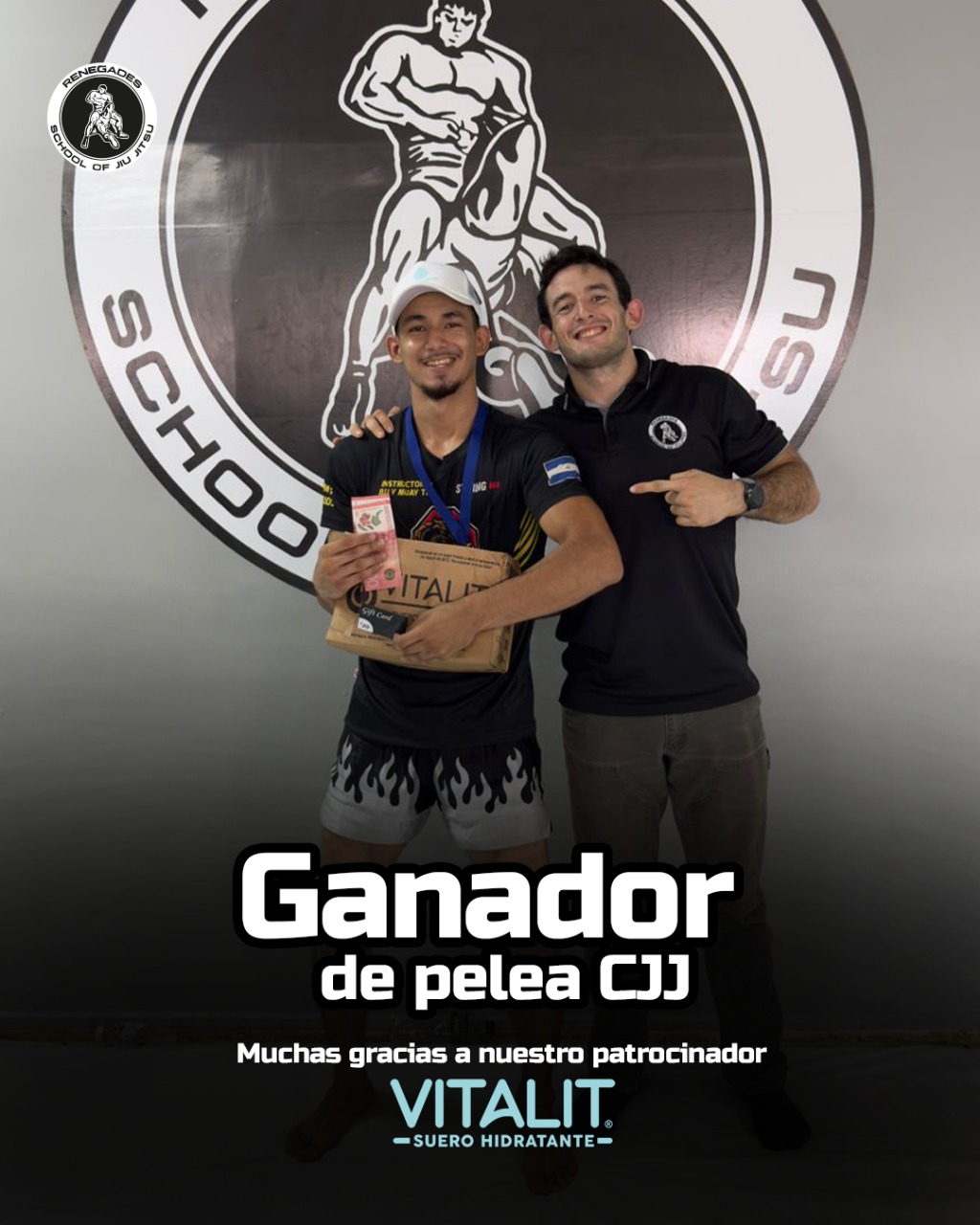 Ganador de la pelea de Combat Jiu-Jitsu en el torneo de Brazilian Jiu-Jitsu de Renegades SOJ, agradeciendo a Vitalit como patrocinador.
